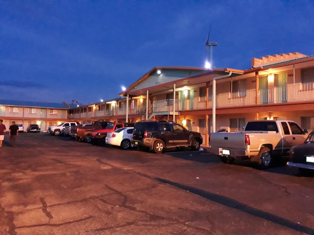 Tristar Inn Xpress Tucumcari Zewnętrze zdjęcie