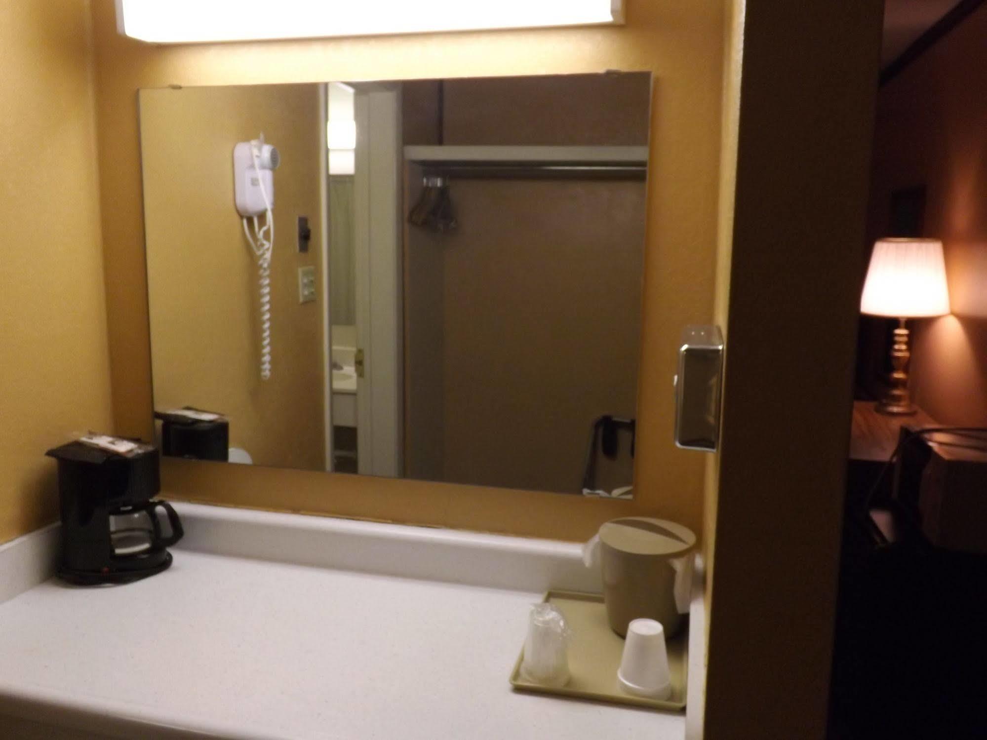 Tristar Inn Xpress Tucumcari Zewnętrze zdjęcie